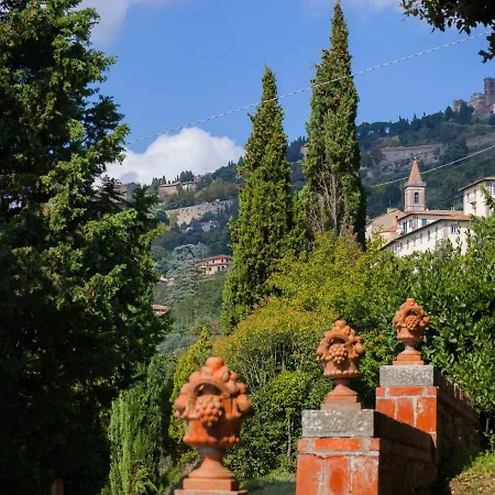 Βίλα Sprawling In Tuscany With Tennis Court